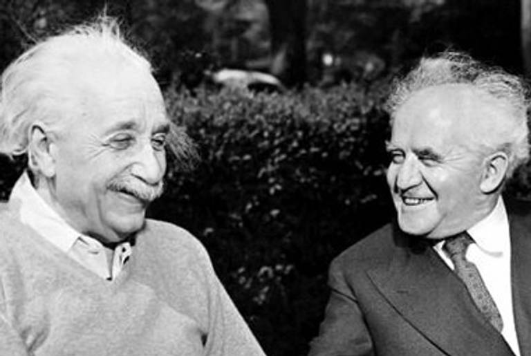 Albert Einstein (left, with David Ben-Gurion).(Wikipedia)