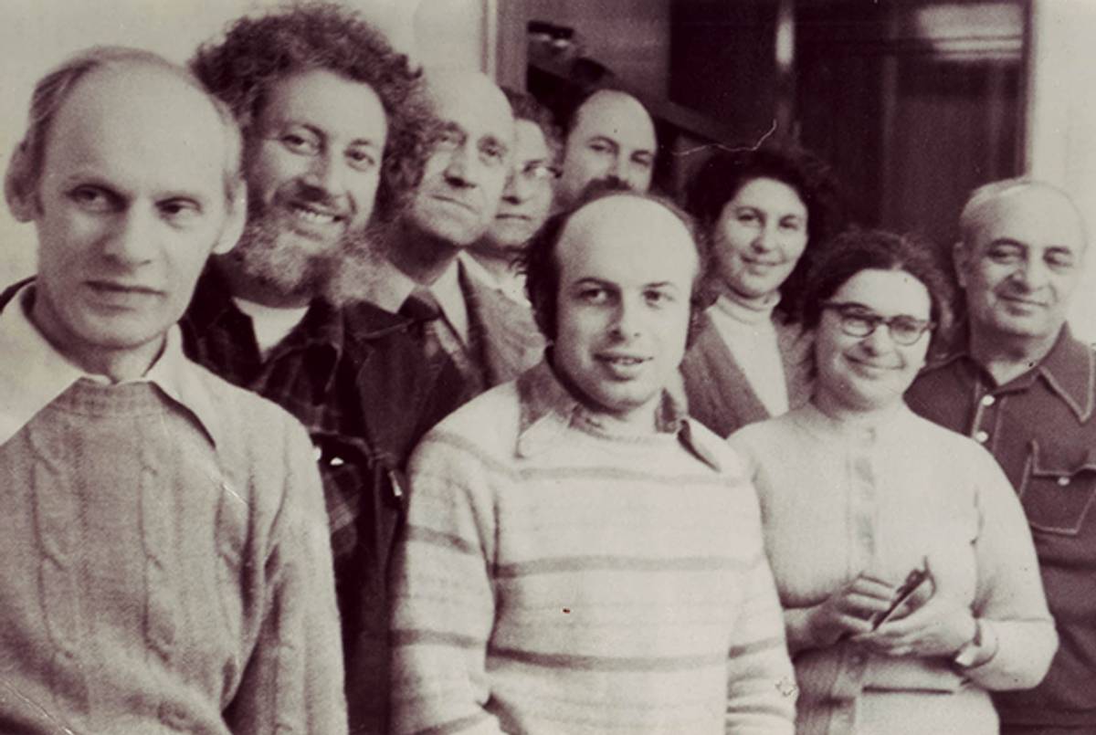 (Soviet refusenik activists photographed in 1976. From left to right: back row: Vitaly Rubin, Vladimir Slepak, Lev Ovsisscher, Alexander Druk, Yossi Beilin, front row: Natan Sharansky, Ida Nudel, Alexander Lerner.)
