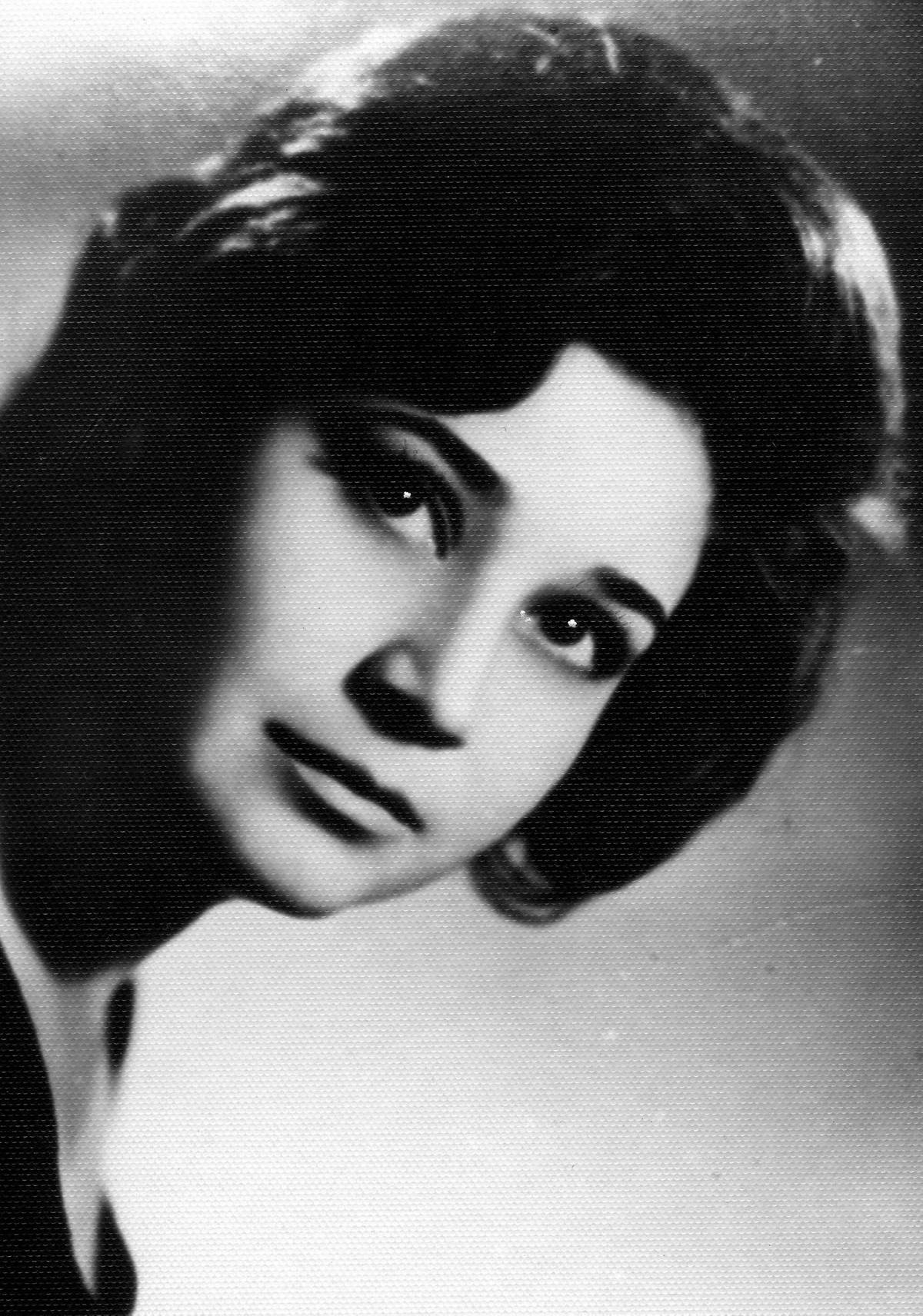 Ella, 1970s