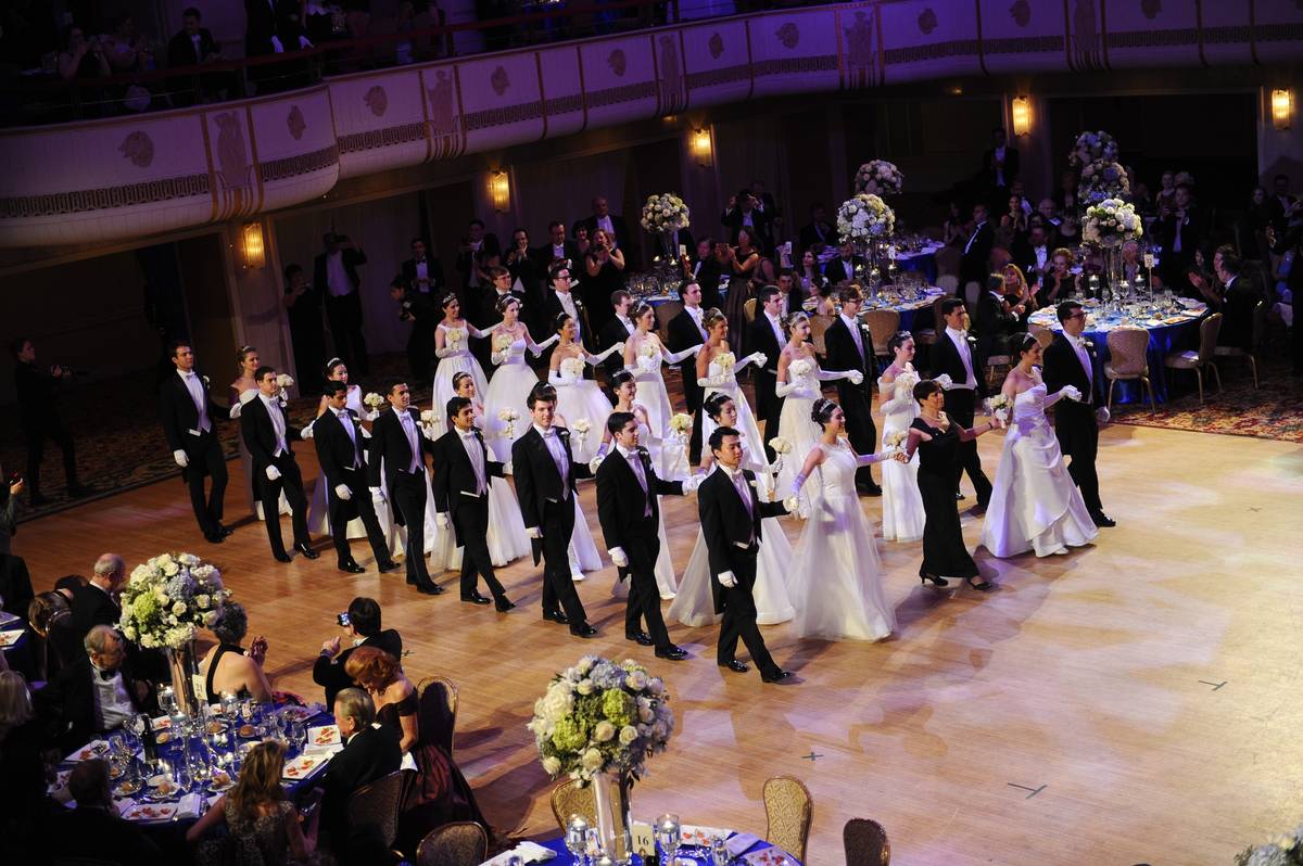 A scene from the 62nd Viennese Opera Ball. (Image: Rommel Demano, BFA.com)