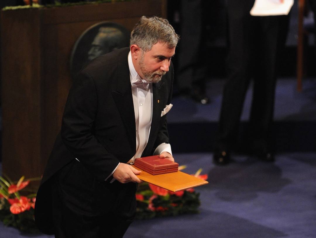 Paul Krugman receives the Sveriges Riksbank Prize in Economic Sciences in Memory of Alfred Nobel, 2008