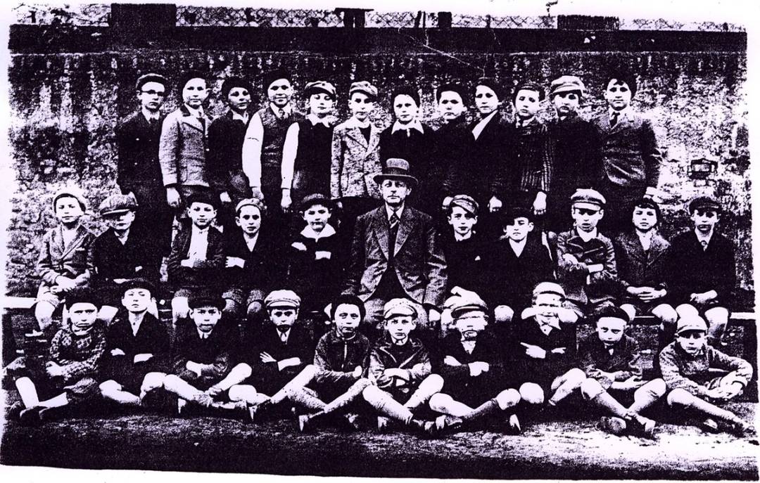 The author's grandfather's class photo