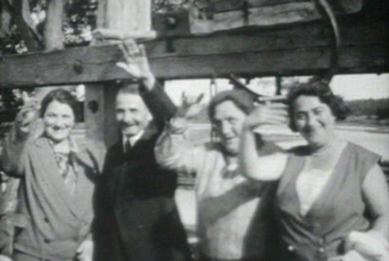 Still from a film featured in "16 mm Postcards: Home Movies of American Jewish Visitors to 1930s Poland," on view at Yeshiva University Museum, August 2010–January 2011.(Courtesy Center for Jewish History)