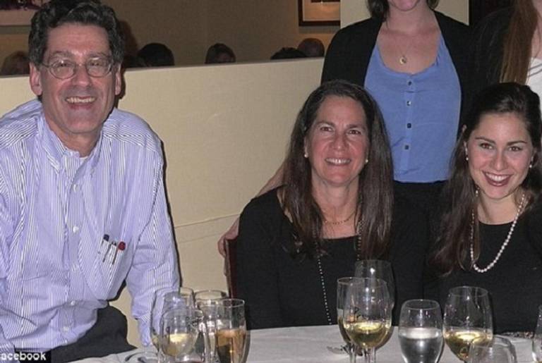 Rick Cohen, left with wife, Jan, center and daughter Rachel, right, is a hidden billionaire(Facebook)