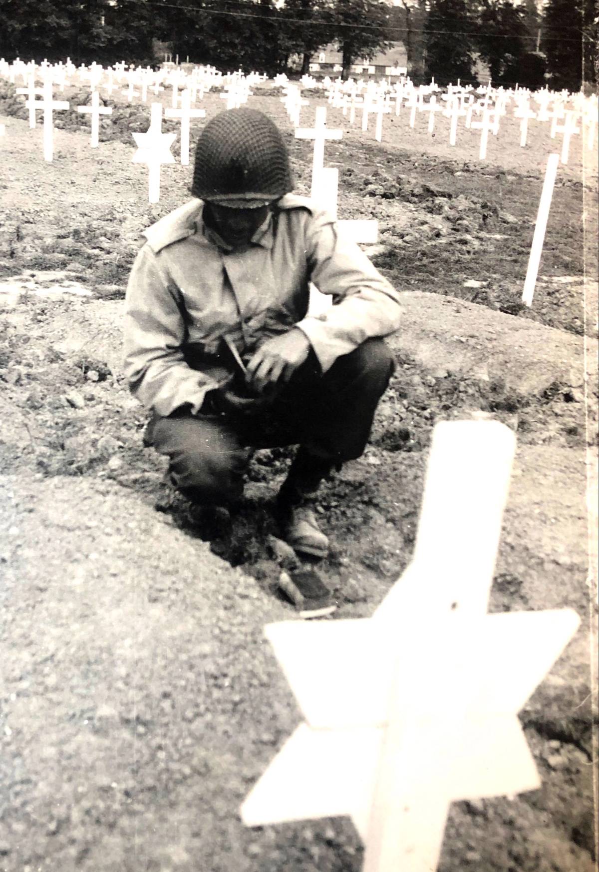 Meyer Birnbaum at his brother's grave, St. Laurent Cemetery, Normandy, July 1944