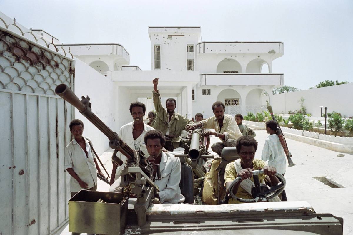 Outside the house of President Ali Mahdi in Mogadishu, 1991