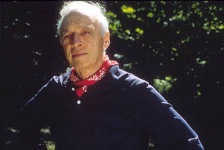 Saul Bellow at his home in Vermont, June 1, 1989.(Dominique Nabokov/Liaison Agency/Getty Images.)