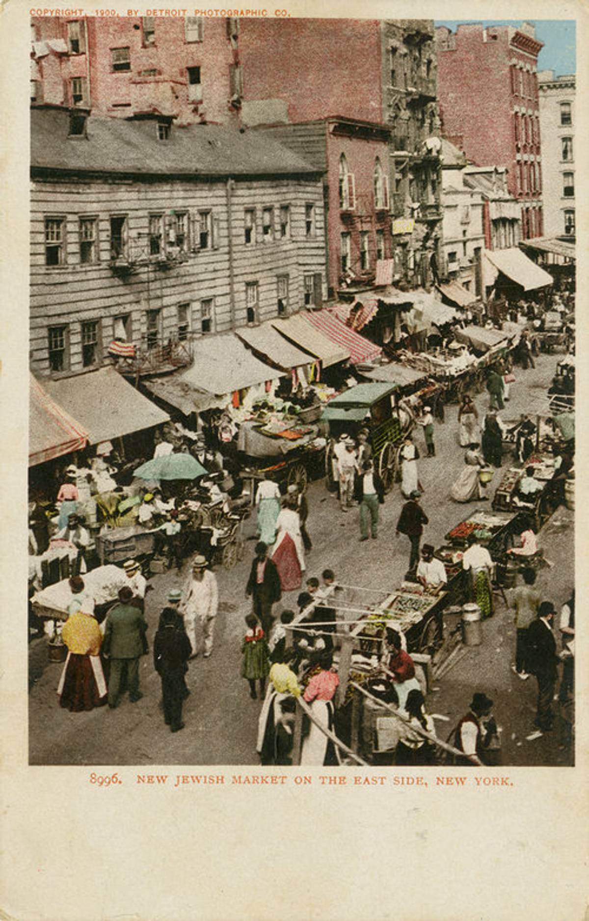 “New Jewish Market” on the Lower East Side. (Image courtesy of the Blavatnik Archive Foundation)
