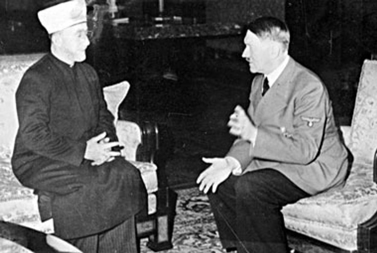 The Mufti of Jerusalem meeting with Hitler in 1941(Wikimedia Commons.)