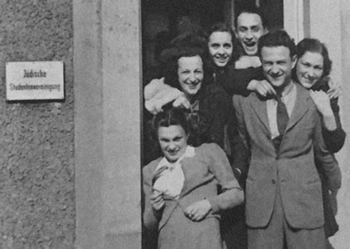 Marcel Tuchman with fellow Jewish students at the Jewish Students’ Union, Heidelberg, undated. (Photo courtesy Marcel Tuchman)