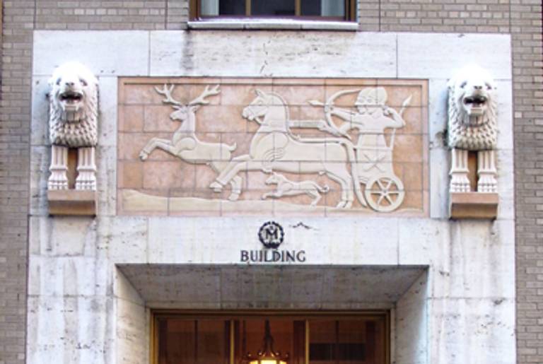 Assyrian bas reliefs line the entranceway to Beth Simchat Torah.(Wikimedia Commons )