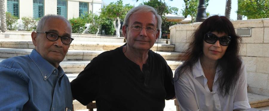 Moshe Mizrahi, left, with photographer Yoni Hamenachem and Mizrahi's wife, the actress and director Michal Bat Adam.
