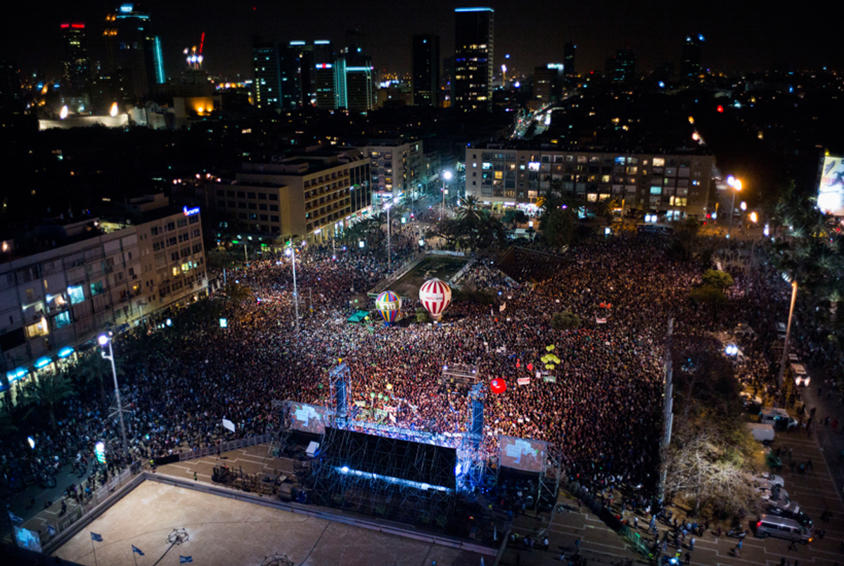 Thousands of demonstrators take part in an anti-government protest in Rabin Square on March 7, 2015, in Tel Aviv. (Ilia Yefimovich/Getty Images)