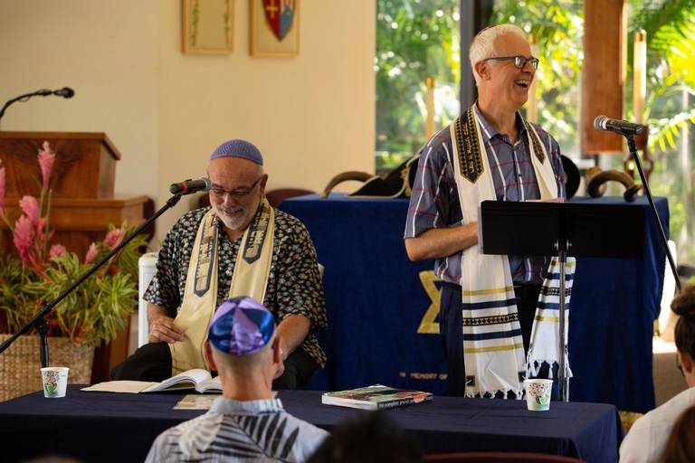 Rabbis Rob Kvidt and Aryeh Azriel leading High Holiday services