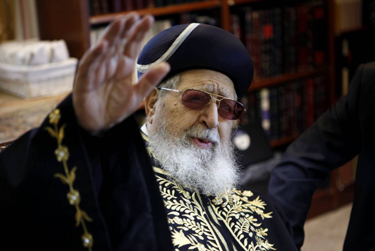 Rabbi Ovadia Yossef, spiritual leader of the Israeli ultra-Orthodox Shas party, gestures during a meeting in Jerusalem on December 11, 2011. ( GALI TIBBON/AFP/Getty Images)