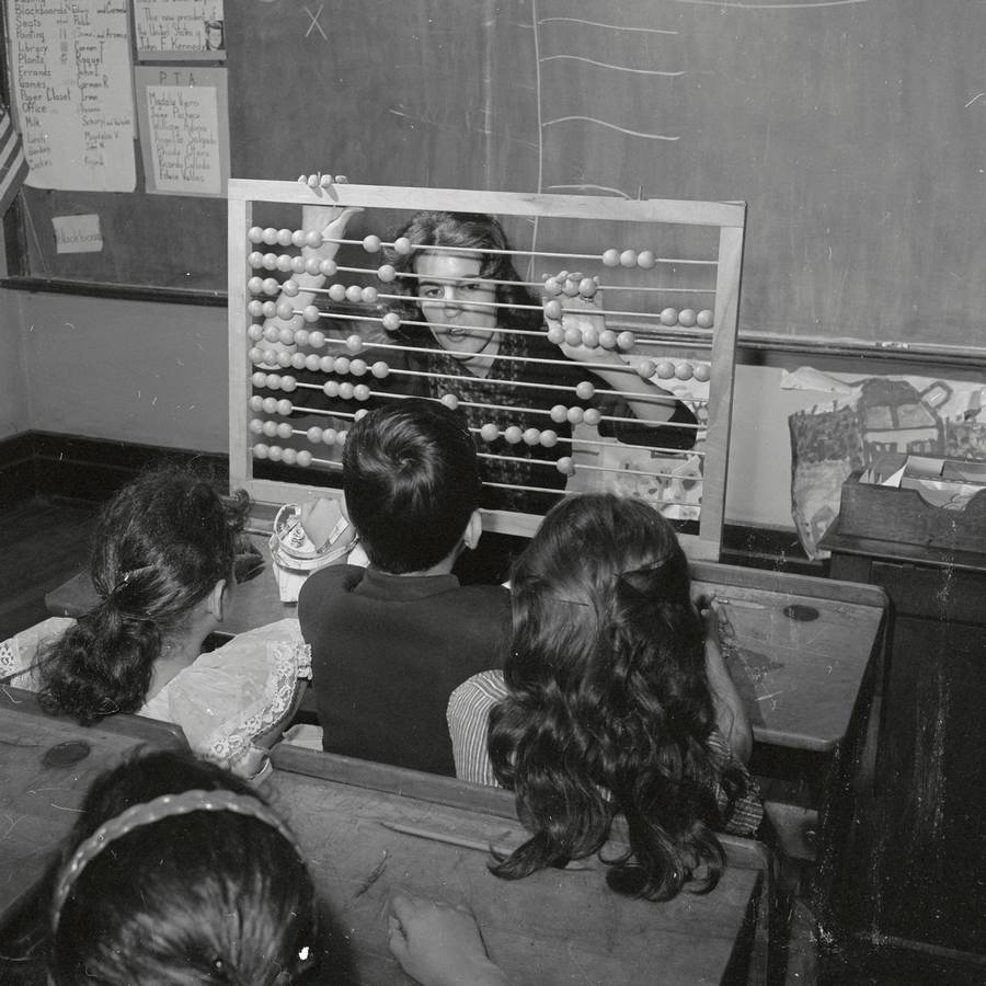 Joann Hulkower, a 21-year-old senior at Yeshiva University’s Stern College for Women in New York, teaches school children, in 1961