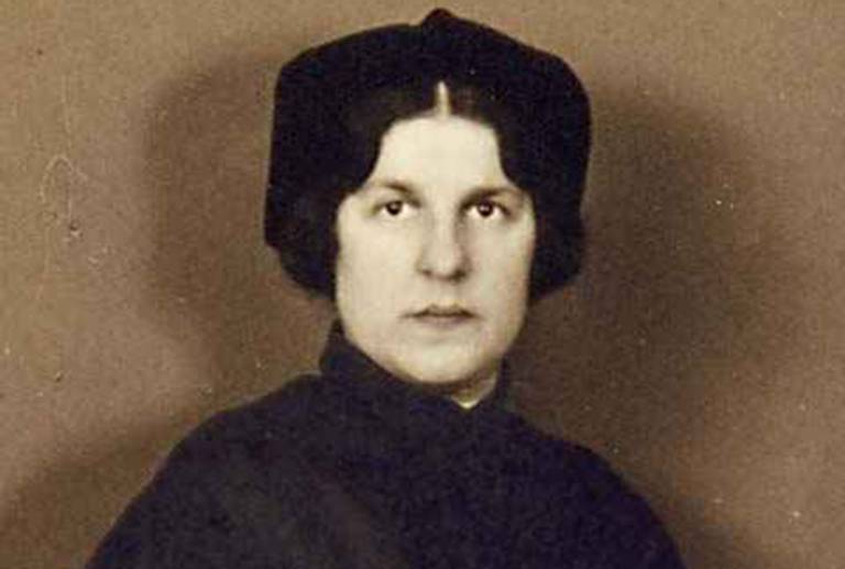 Photograph of Regina Jonas believed to have been taken after 1939. (JWA)