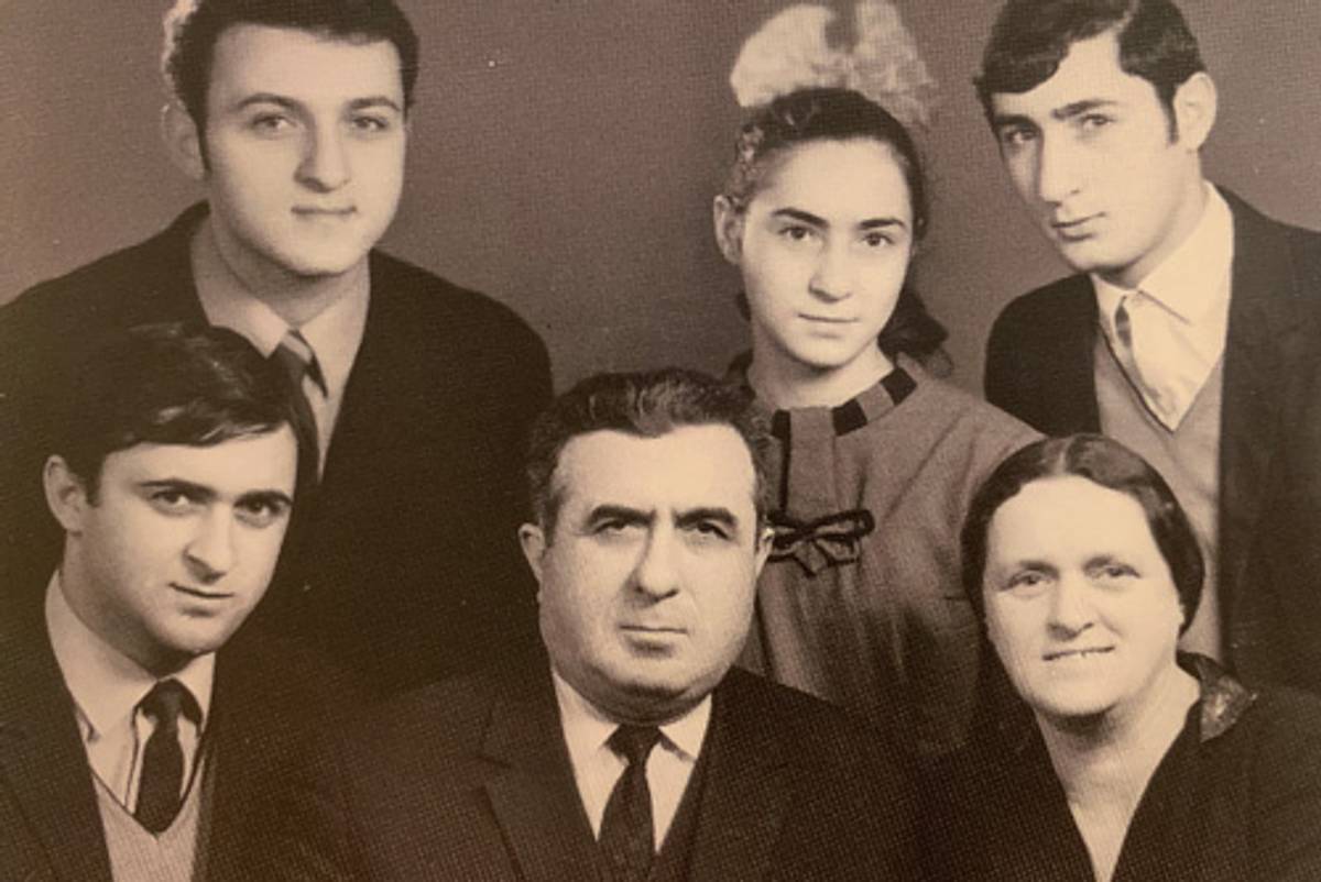 The Elashvili family, before their departure to Israel (From the Elashvili Family Passover Hagaddah)
