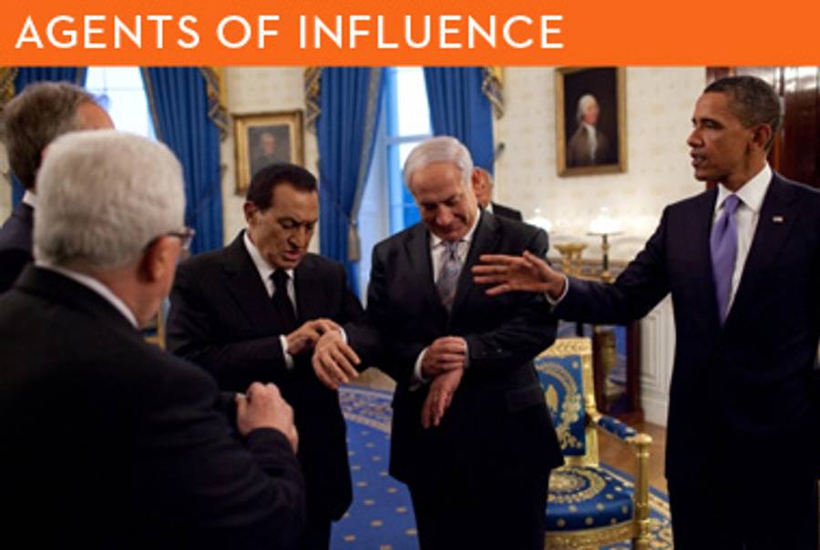 Mahmoud Abbas, Hosni Mubarak, Benjamin Netanyahu, and Barack Obama in the Blue Room of the White House, September 1, 2010.(Official White House Photo by Pete Souza)