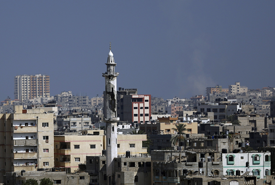 A general view shows the damaged minaret of a mosque in Al-Salam neighbourhood, in Jabalia in the northern Gaza Strip on August 1, 2014. (Getty Images)
