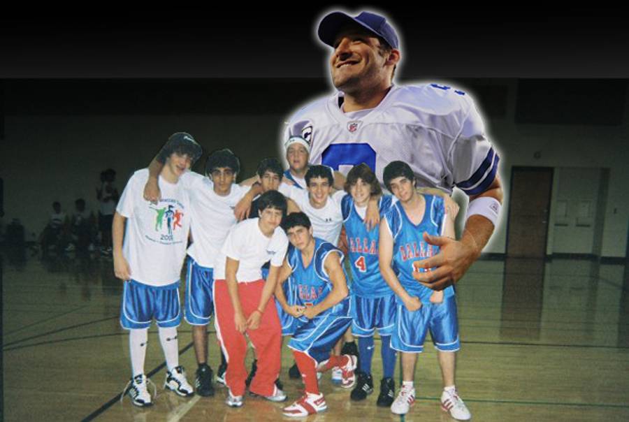 Tony Romo with some of his JCC opponents.(Photoillustration Tablet Magazine; Tony Romo photo Scott Cunningham/Getty Images; basketball team photo courtesy of Erez Krengel.)
