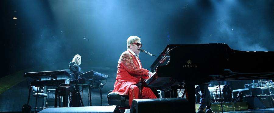 Elton John performs at Barclays Center in Brooklyn, New York, December 31, 2014. 