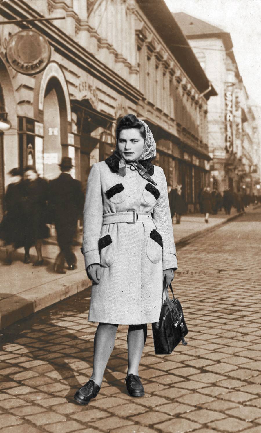 Renia Kukielka in Budapest, 1944