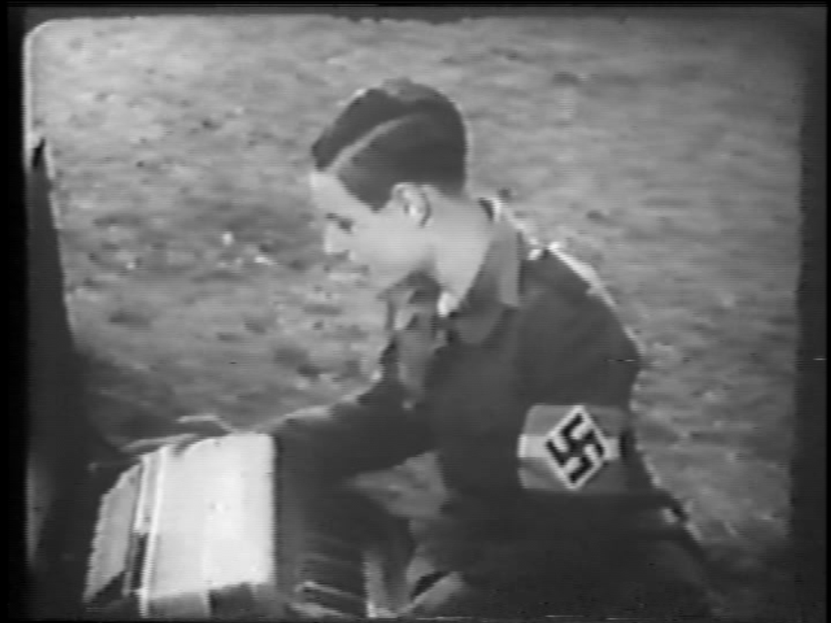 Klaus Detlef Sierck in ‘Chin Up, Johannes!’ (1941)
