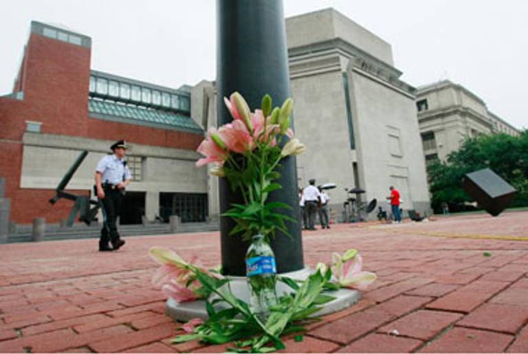 Flowers marking the death of the Holocaust museum security guard, last June.(Mark Wilson/Getty Images)
