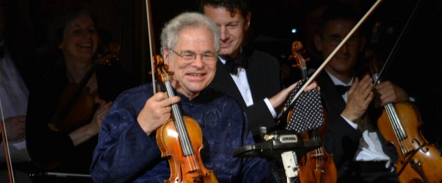 Itzhak Perlman performs at Carnegie Hall in New York City, May 5, 2016. 