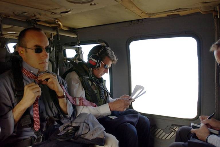 Dan Senor with Paul Bremer in Iraq(Getty)