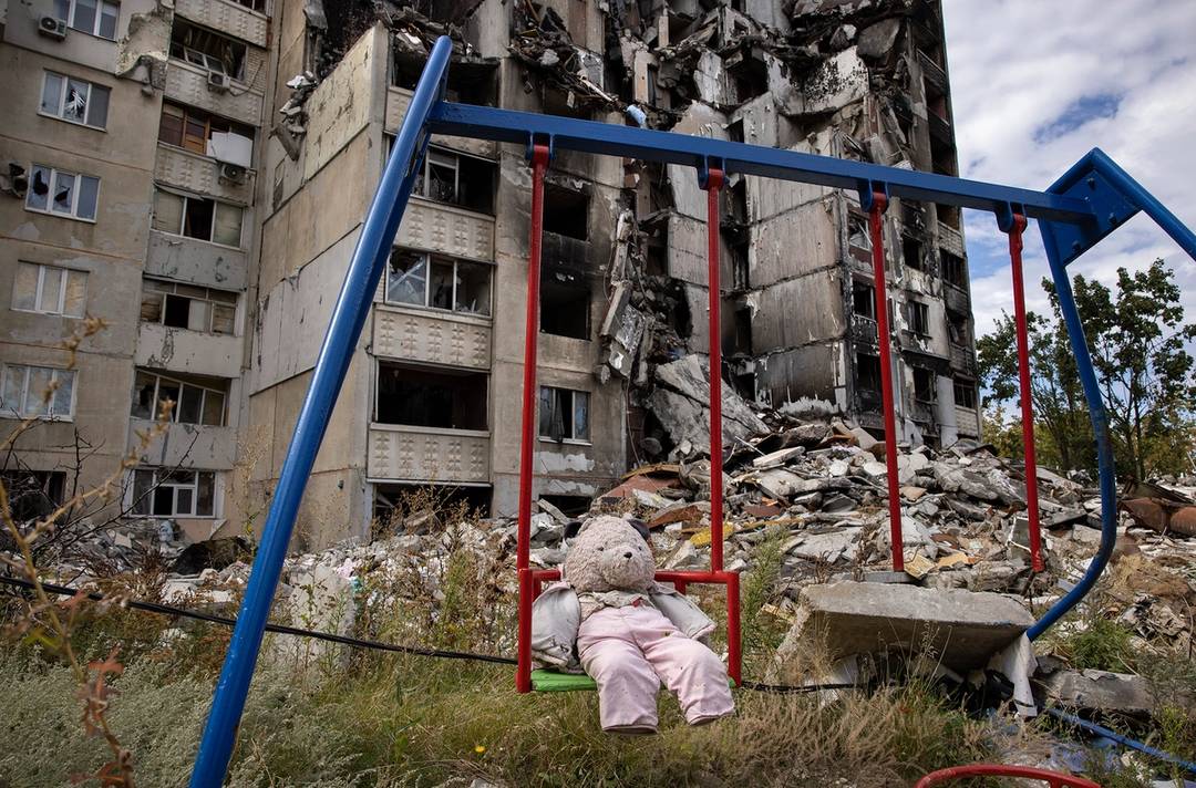 Destroyed apartment building and daycare, Kharkiv
