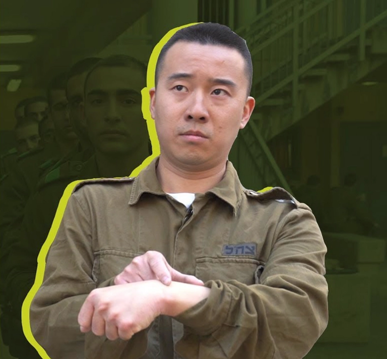 Xi Xiaoqi, known to Israelis as ‘Chinese Itzik,’ joins IDF soldiers in basic training for an episode on his popular Hebrew-language YouTube channel. Itzik stars in hundreds of flattering videos about life in Israel from a Chinese perspective.