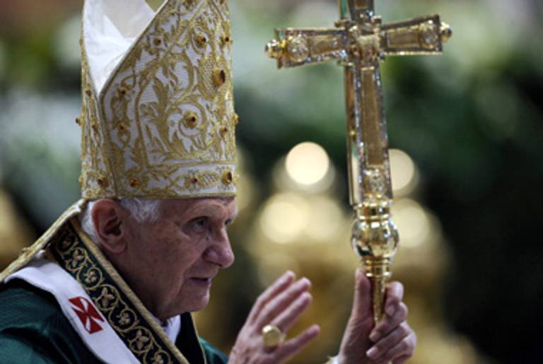 Pope Benedict XVI presides over the close of the Middle East Synod on Sunday.(Fillipo Monteforte/AFP/Getty Images)