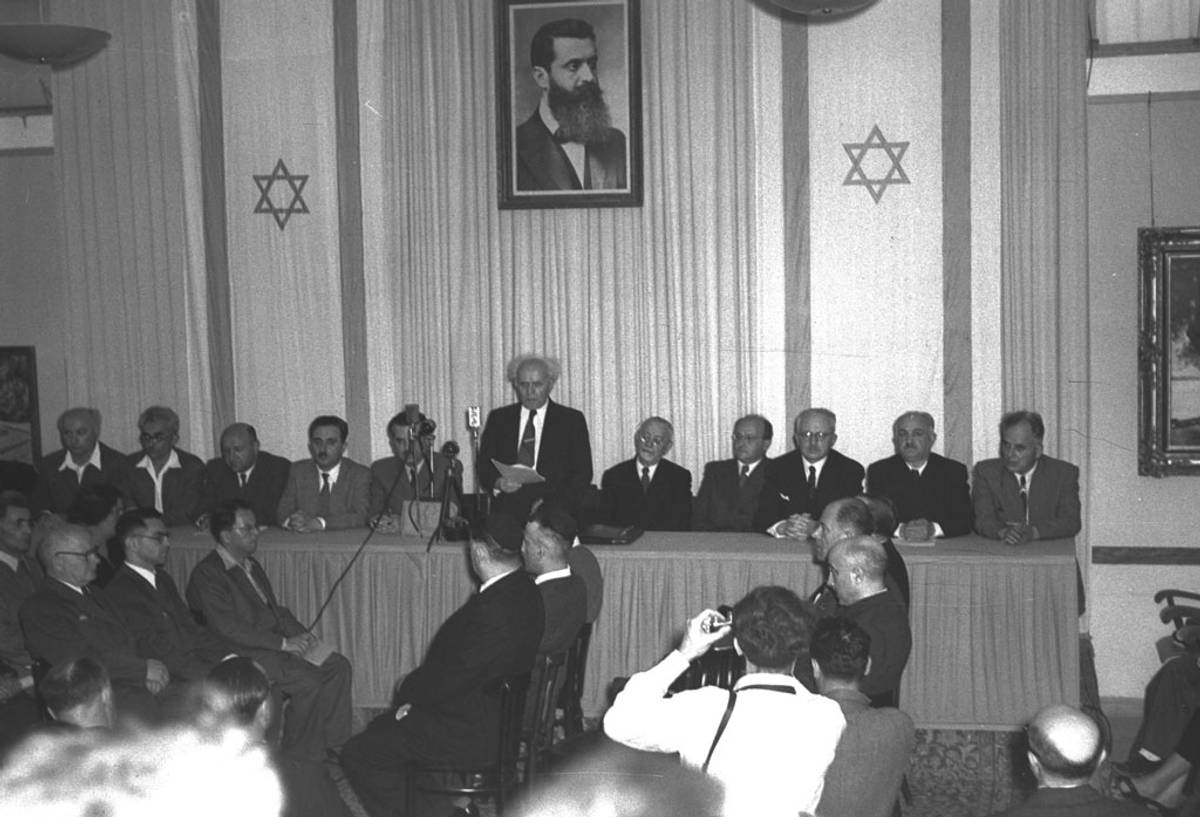 David Ben-Gurion reads the Declaration of Independence of the State of Israel in Tel Aviv, May 14, 1948 (Photo: Hans Pinn/Israel Government Press Office)