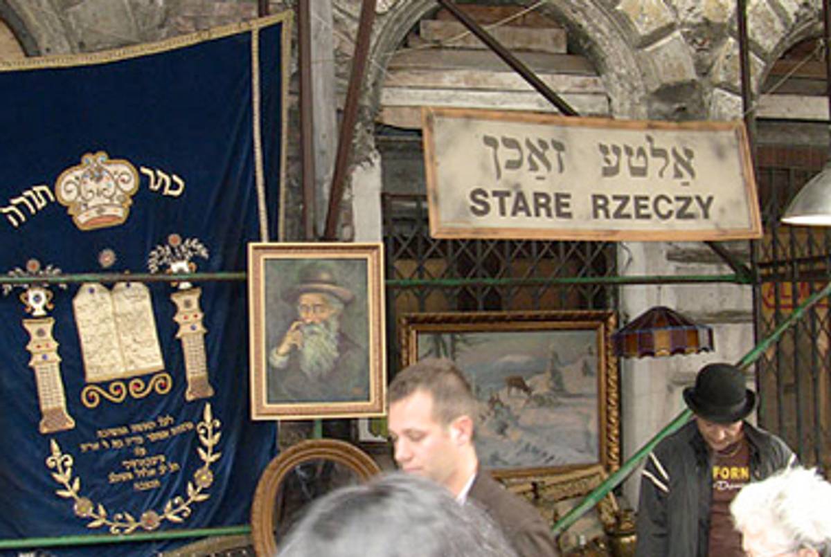 Jewish Market Day on Próżna Street in Warsaw.(Milan Durovic)