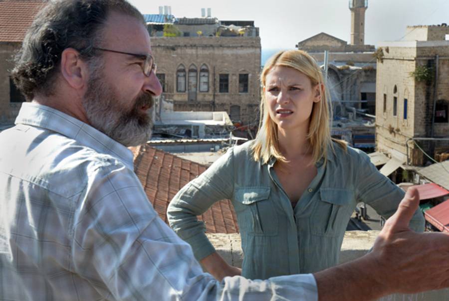 Claire Danes as Carrie Mathison and Mandy Patinkin as Saul Berenson in Homeland.(Ronen Akerman/Showtime)