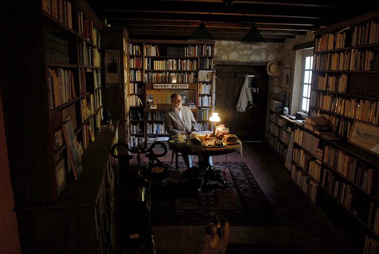 Argentine-born writer Alberto Manguel pictured Sept. 11, 2007, in his house of Mondion near the city of Châtellerault, France.(Alain Jocard/AFP/Getty Images)