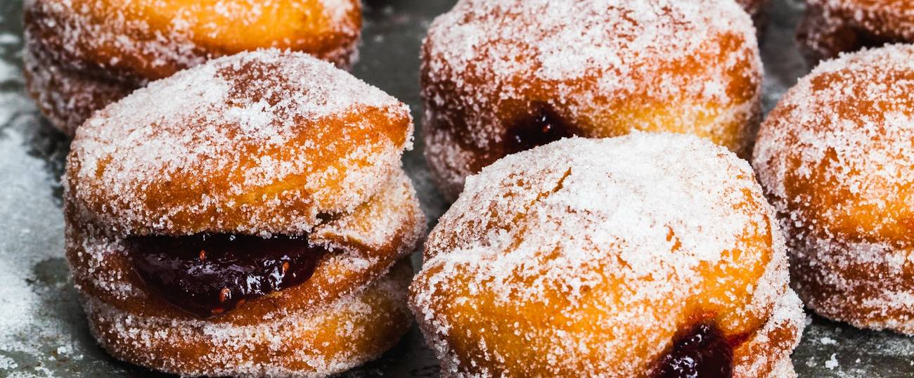 Vegan Jelly Doughnuts (Sufganiyot)