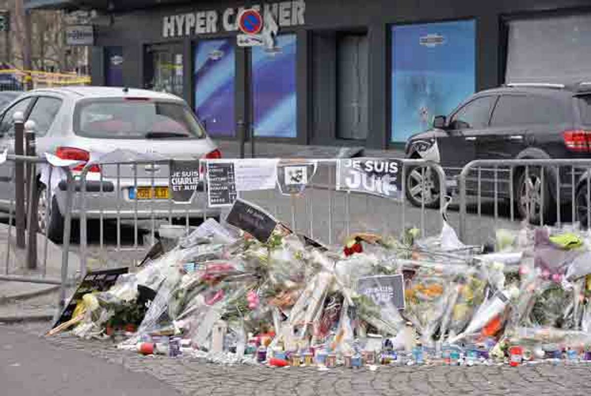 Paris kosher supermarket Hyper Cacher, the scene of a deadly terrorist siege on January 9, 2015, pictured several days later. (Aurelien Meunier/Getty Images)