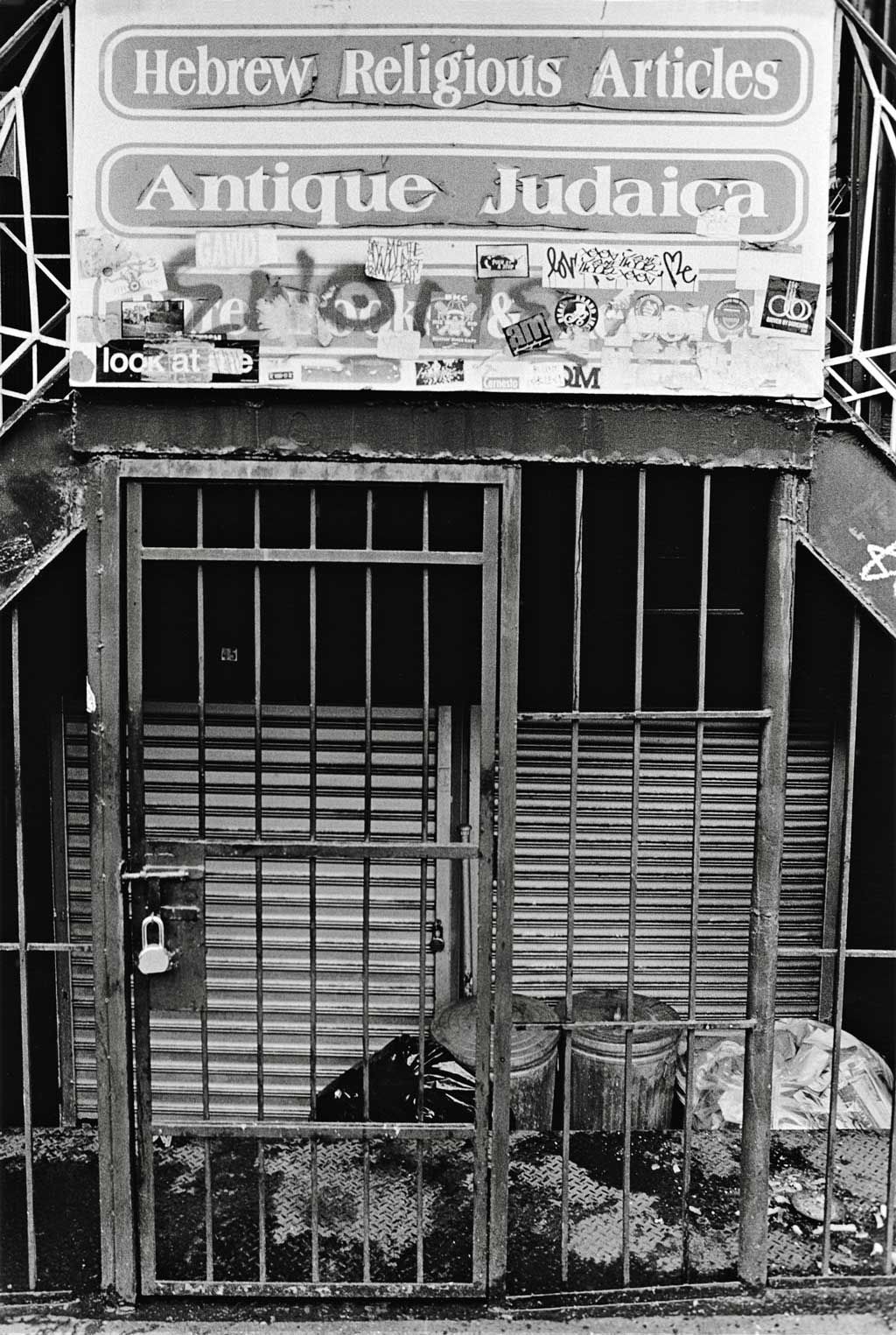 Photographers Janet Russek and David Scheinbaum Document