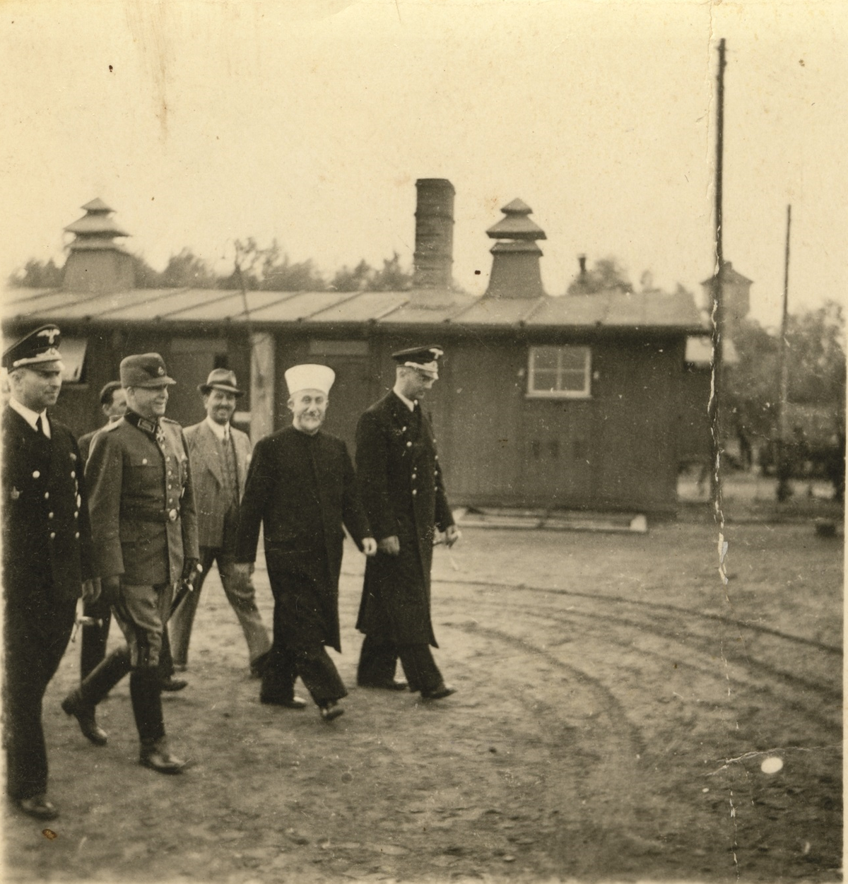 Photo 2, with Arthur Seyss-Inquart appearing second from left