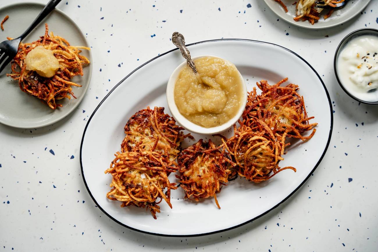 Crispy Traditional Potato Pancakes With Applesauce
