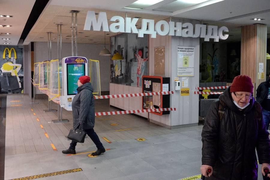 A closed McDonald's in Moscow on March 16, 2022. McDonald’s announced on March 8 that it would shutter all 850 restaurants in Russia in response to the war in Ukraine.
