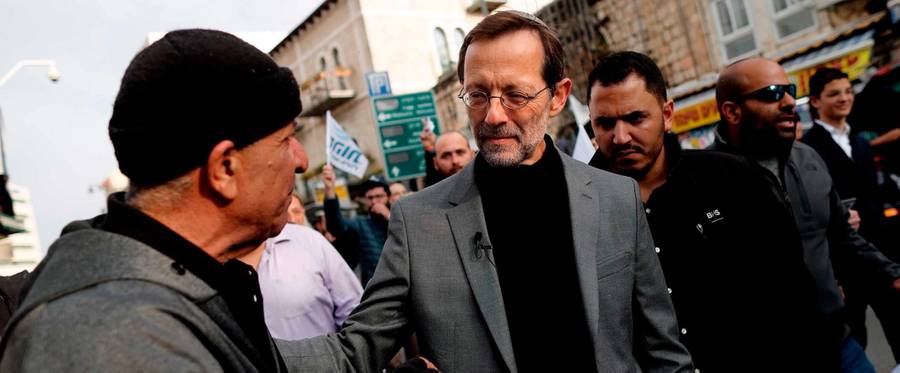 Moshe Feiglin campaigns in Jerusalem ahead of the parliamentary polls scheduled for April 9.