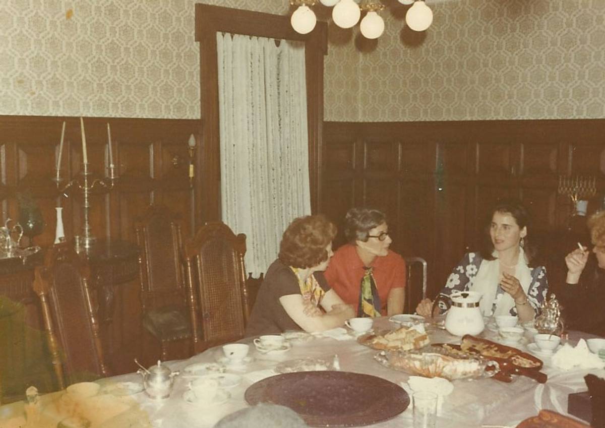 The Brown family dining room