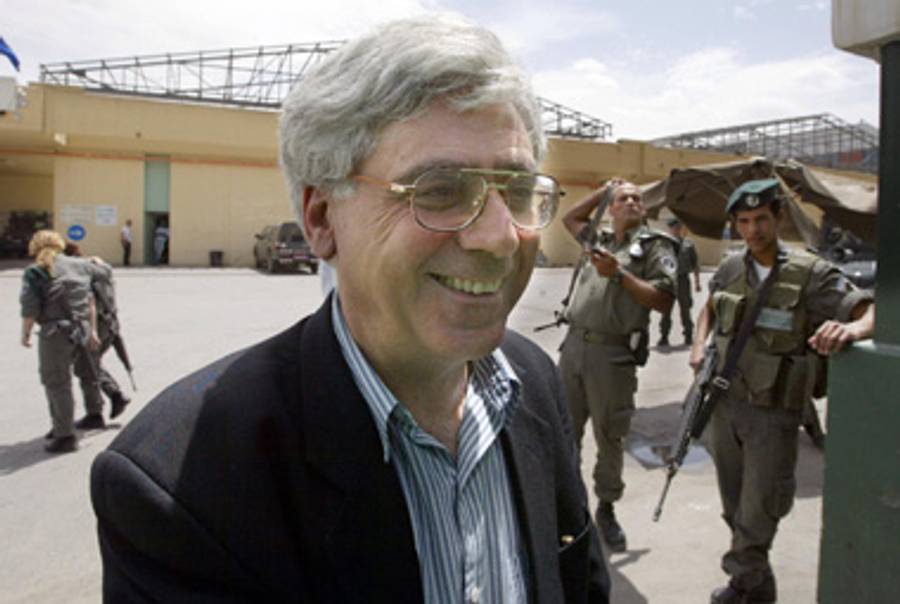 Sari Nusseibeh at the Atarot detention center in northern Jerusalem, 2004.(AWAD AWAD/AFP/Getty Images)