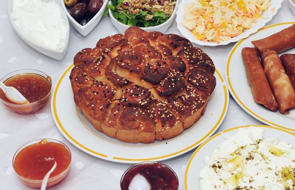 kubaneh-a-yemenite-shabbat-recipe-for-breakfast-tablet-magazine