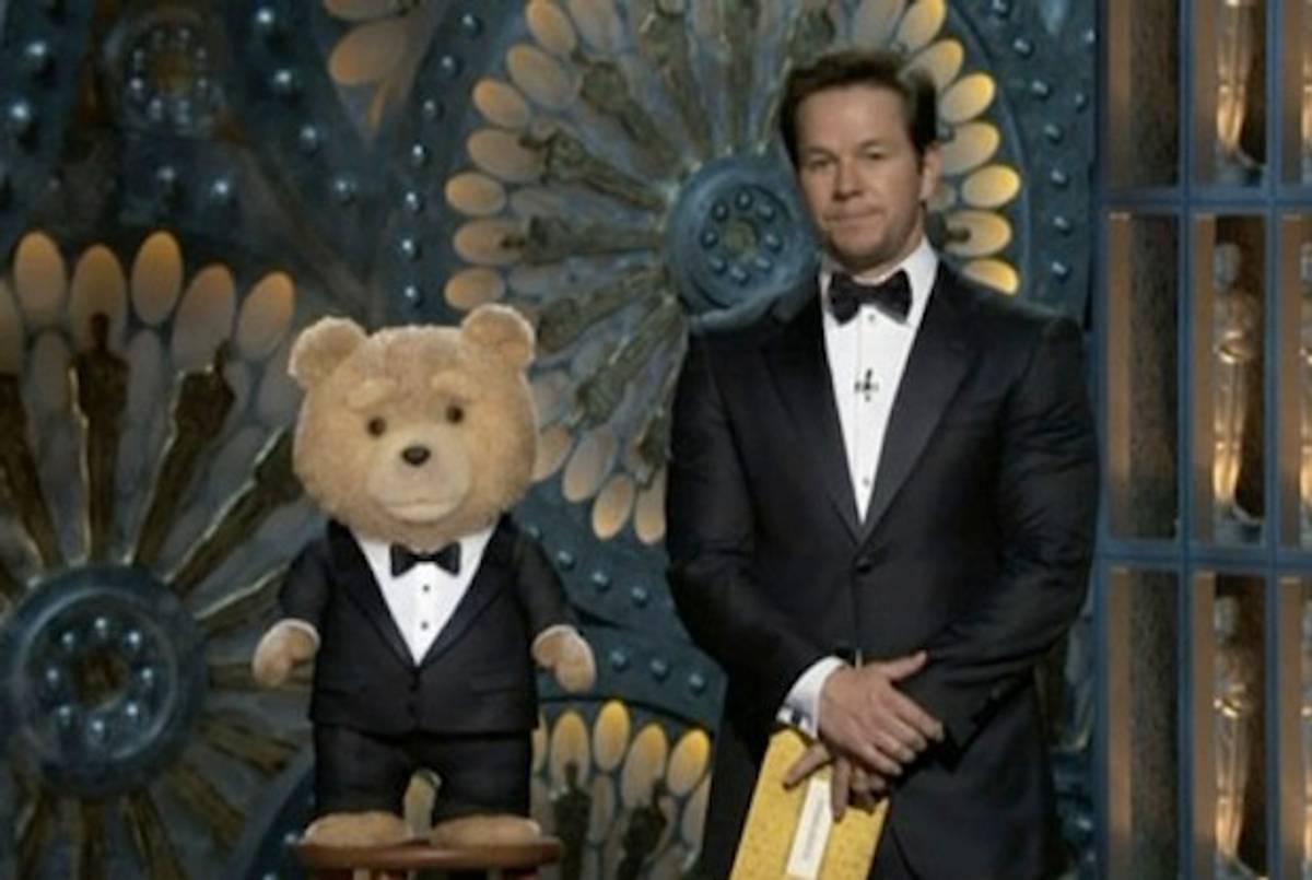 Ted (voice by Seth MacFarlane) With Mark Wahlberg(Screengrab)