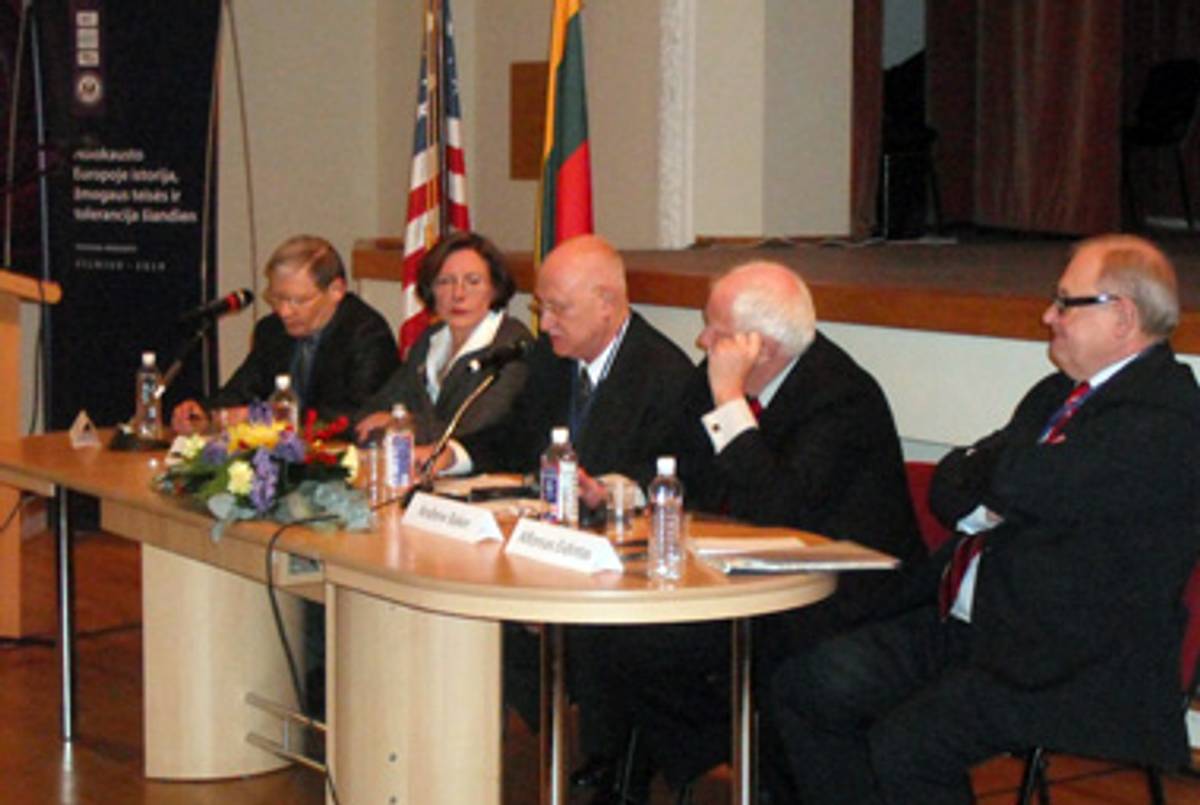 Panelists at the opening session of the Vilnius conference.(Sebastian Pammer)